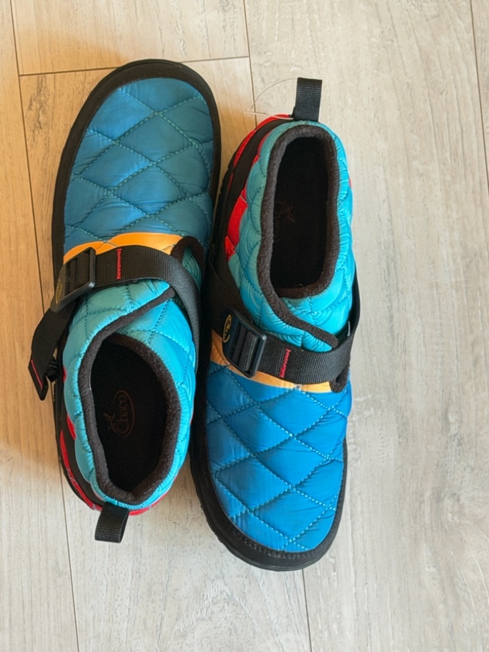 Chaco Ramble Puff Linear Booties Men's
Size 11 Blue Multi Quilted - Picture 3 of 10